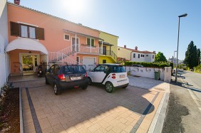 Apartments Nega | Image 3